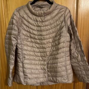 Athleta Goose Down Lightweight Puffer Jacket • Champagne Taupe • Medium